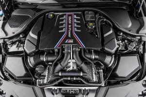 مشخصات BMW M5 2023موتور، گیربکس و عملکرد BMW M5